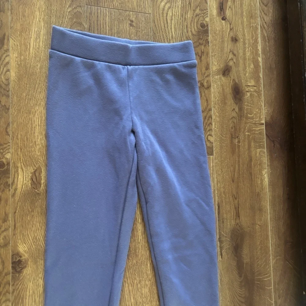 Old Navy cozy-lined fleece leggings in size M